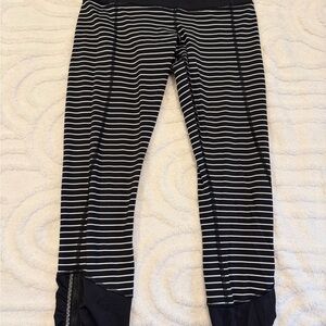 Lululemon Athletica Runday Crop Leggings